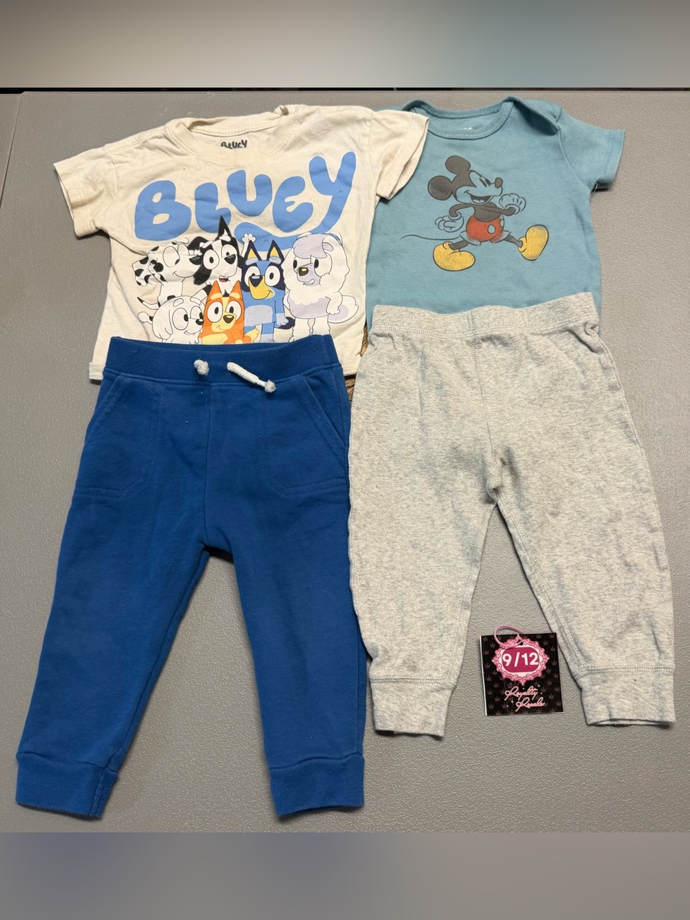 Disney Bluey & Mickey Matching Kids Set - Blue, Light Blue, Gray, Yellow